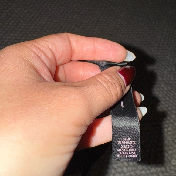 Victoria's Secret Black Women's Bra - Picture 4 of 4
